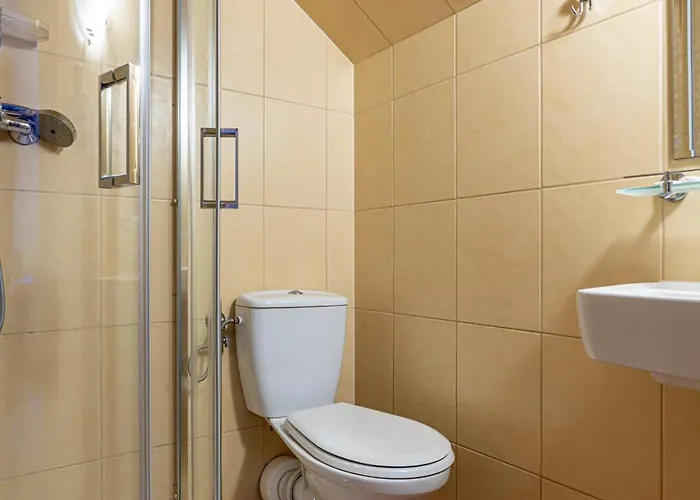 לינה וארוחת בוקר Dunajecki Dworek זקופאנה