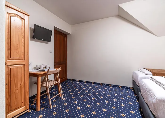 לינה וארוחת בוקר Dunajecki Dworek זקופאנה