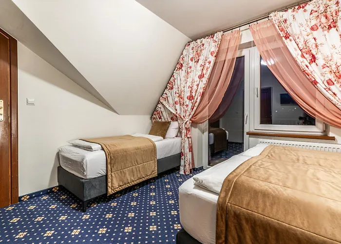 Dunajecki Dworek לינה וארוחת בוקר 3*