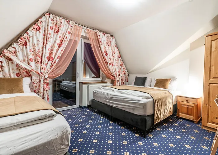 לינה וארוחת בוקר Dunajecki Dworek