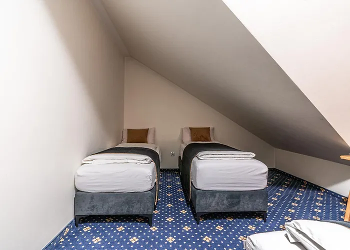 Dunajecki Dworek Bed & Breakfast Gliczarów