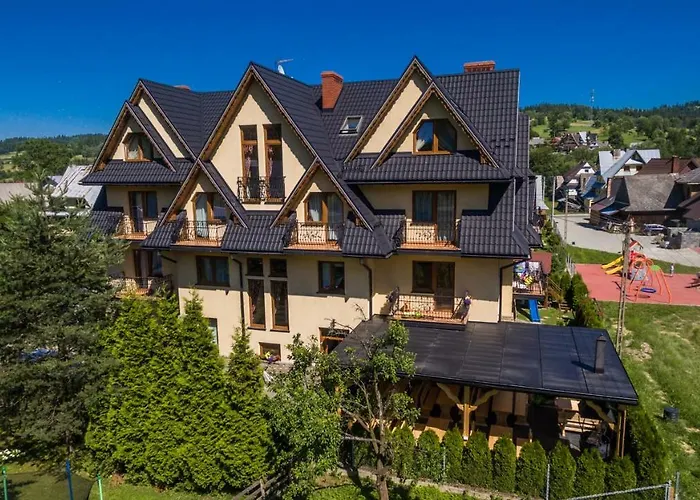 Dunajecki Dworek Bed & Breakfast