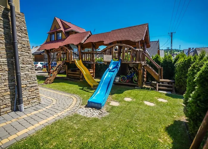 Dunajecki Dworek Bed & Breakfast 3*